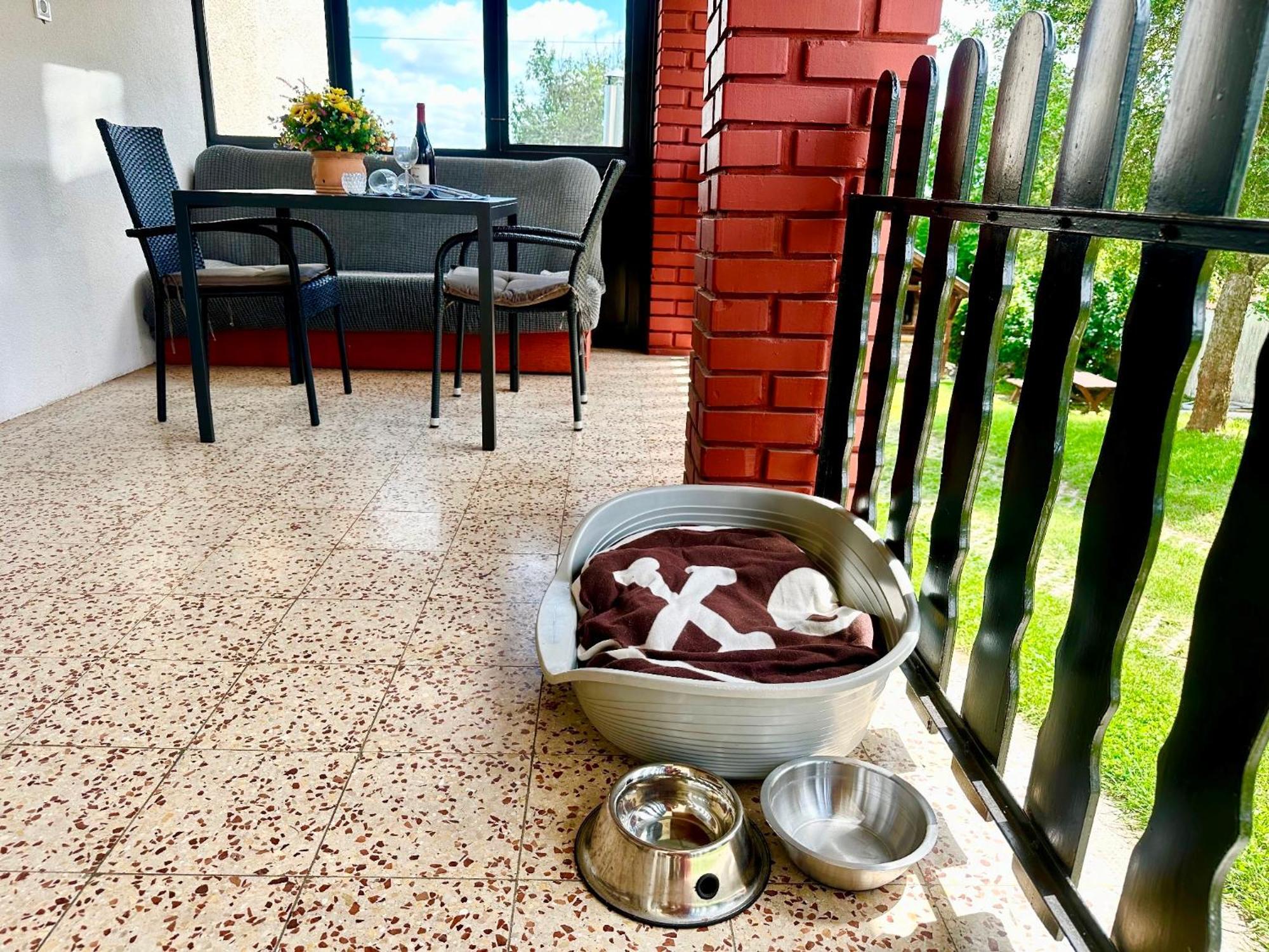 Szent Orban Panzio - Kutyabarat Apartmanok زلاكاروس الغرفة الصورة
